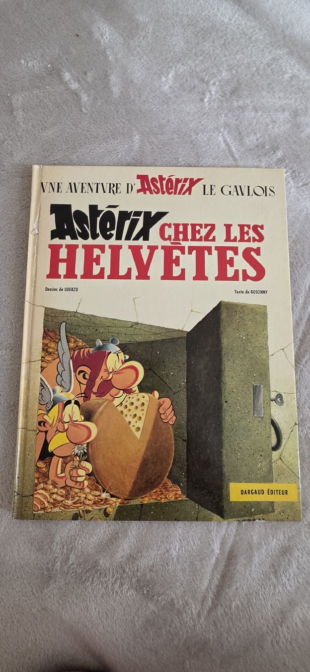 Fumetti: Bande dessinée Astérix chez les Helvètes EO  – Usato da Mézières VD venduto da Grymmjow1904