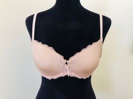 Schöner BH mit Spitze Gr. 75B, hellrosa, wenig getragen