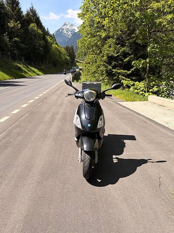 Piaggio Scooters: Piaggio Fly 125 Roller  aus 2. Hand – Gebraucht aus Göschenen von D.Imhof7 2