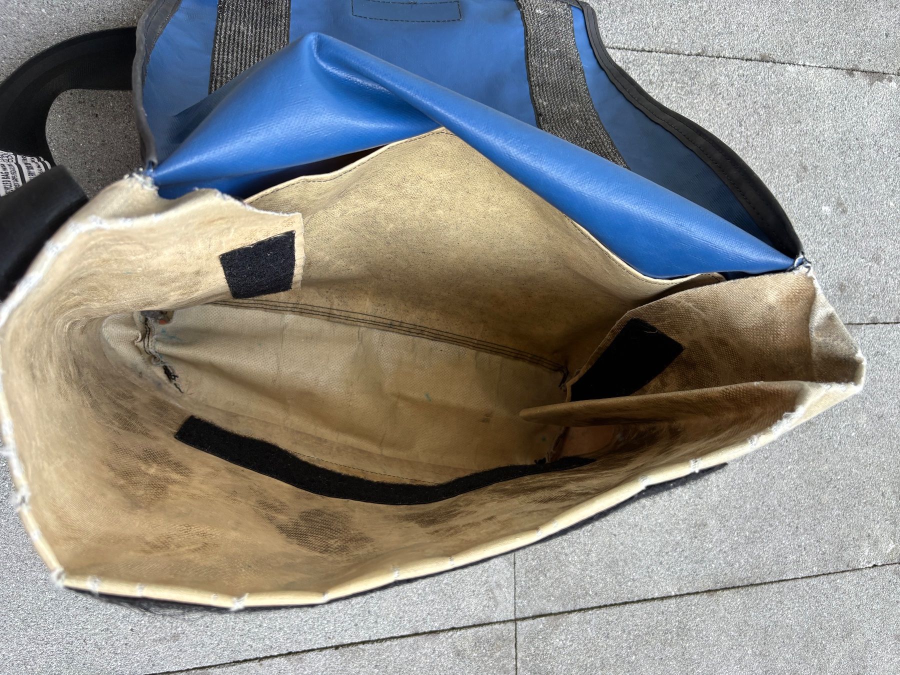 Freitag Taschen: FREITAG Umhängetasche – Gebraucht aus Zürich von grace_li 3