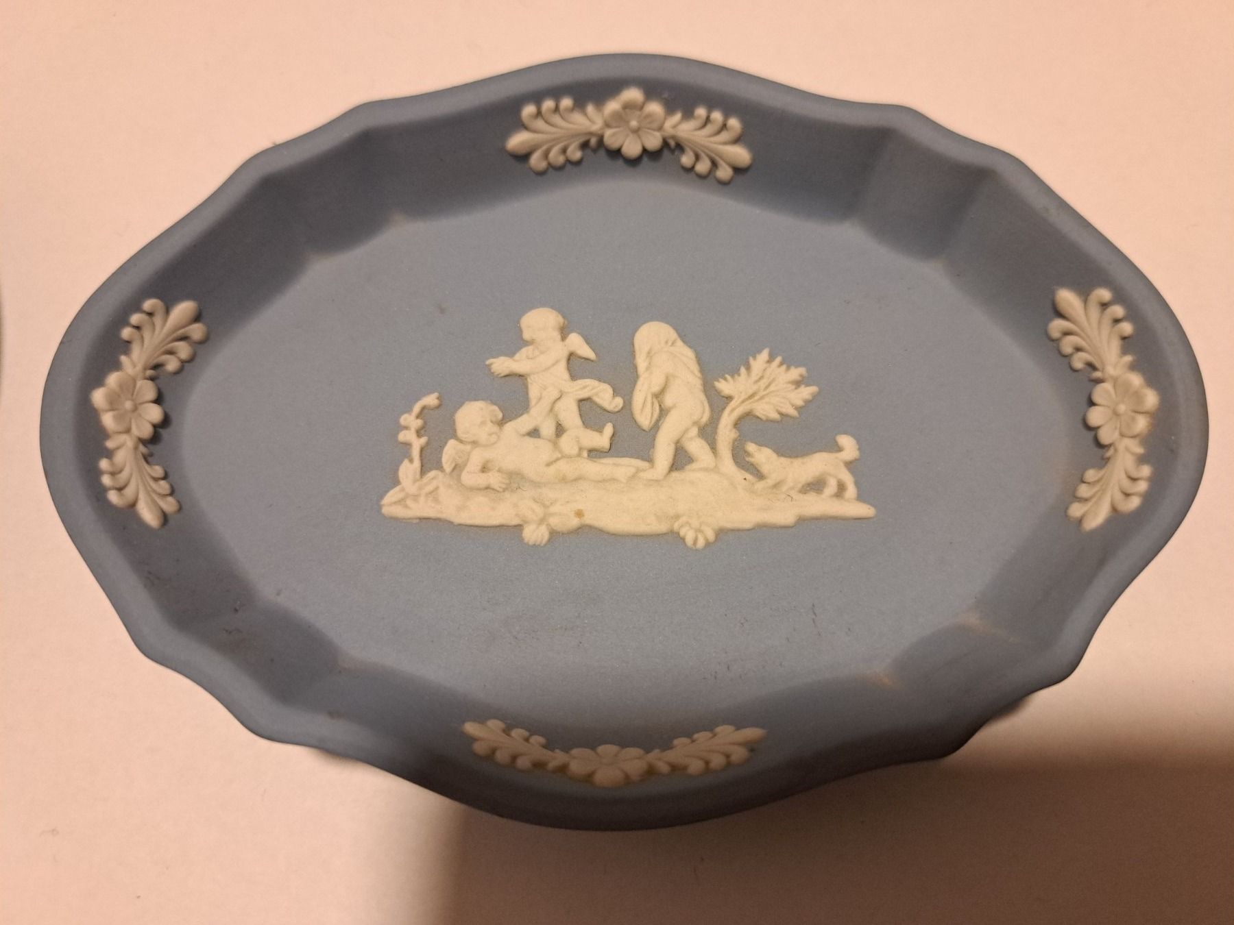 Tutte le decorazioni: Kleine Teller blau – Usato da Embrach venduto da YVBER 2