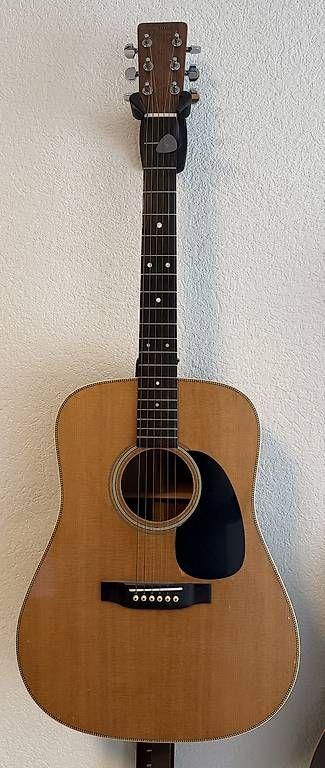 Instruments de musique: Martin HD 28 / Jg 1977 – D'occasion à Birsfelden par Eric2198