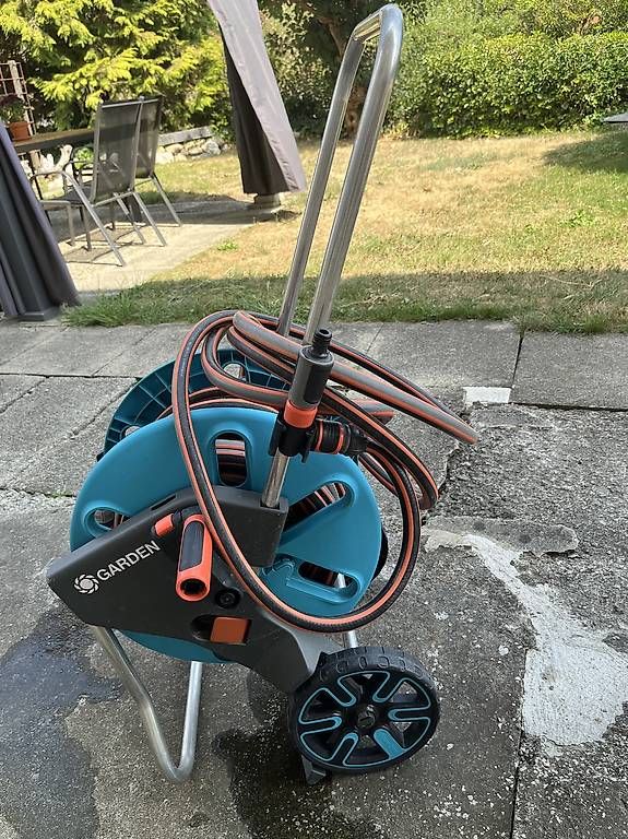 Tubi & Tubi flessibili: Gardena Schlauchwagen – Usato da Brittnau venduto da anj_vhv9