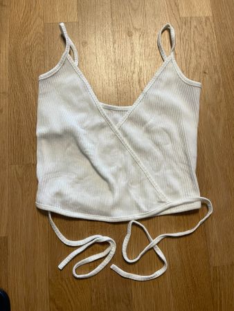 Weisses Wickel Crop Top mit Bänder, Grösse S