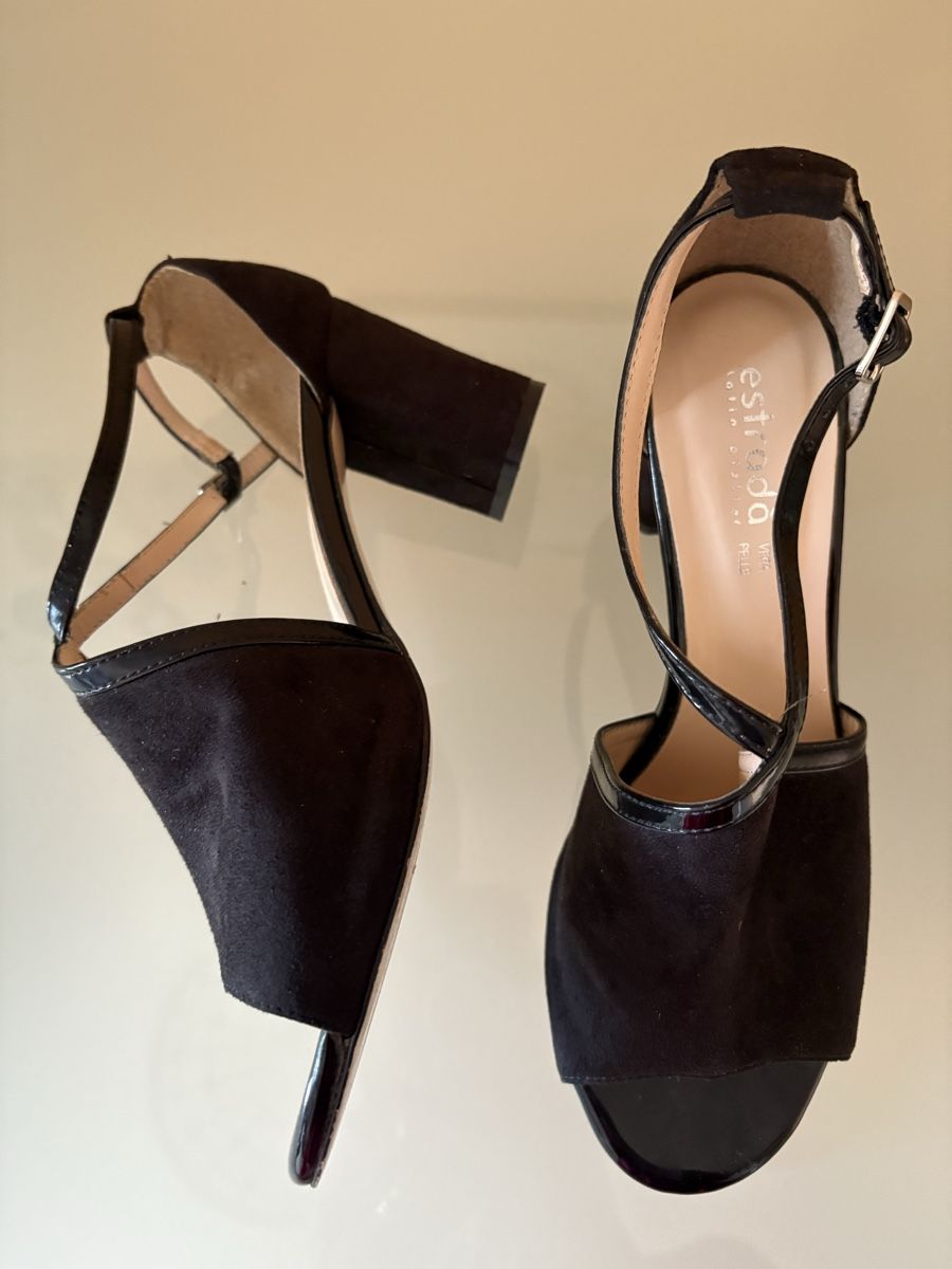 Scarpe da donna: Sandalo nero camoscio e pelle – Usato da Viganello venduto da Orisole