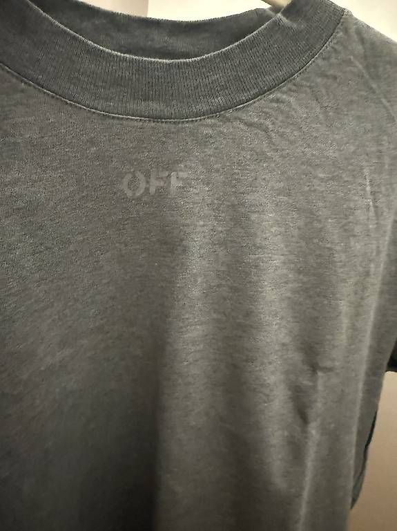 T-shirts: Off White TShirt  – D'occasion à Riehen par IvoC02 1