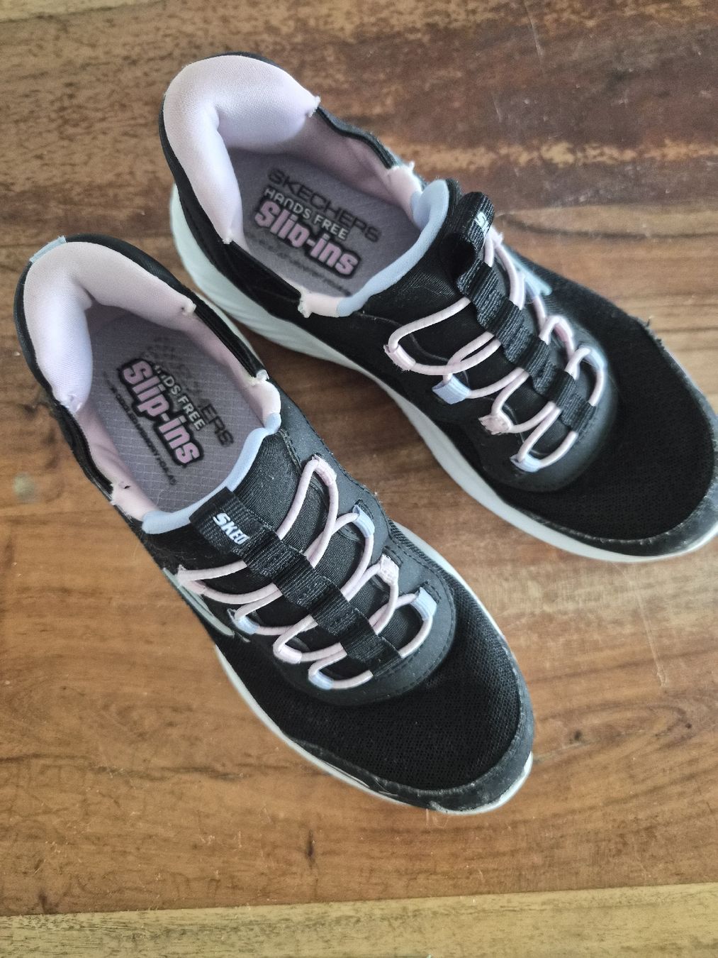 Schuhe für Mädchen: Sketchers Slip In Bounders Grösse 35 – Gebraucht aus Jona von mariposa082