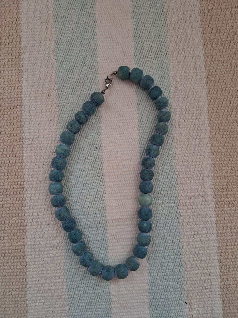 Catenine: Schöne Kette mit blauen Steinen, neu – Nuovo e nell'imballaggio originale da Wald ZH venduto da e8e 2