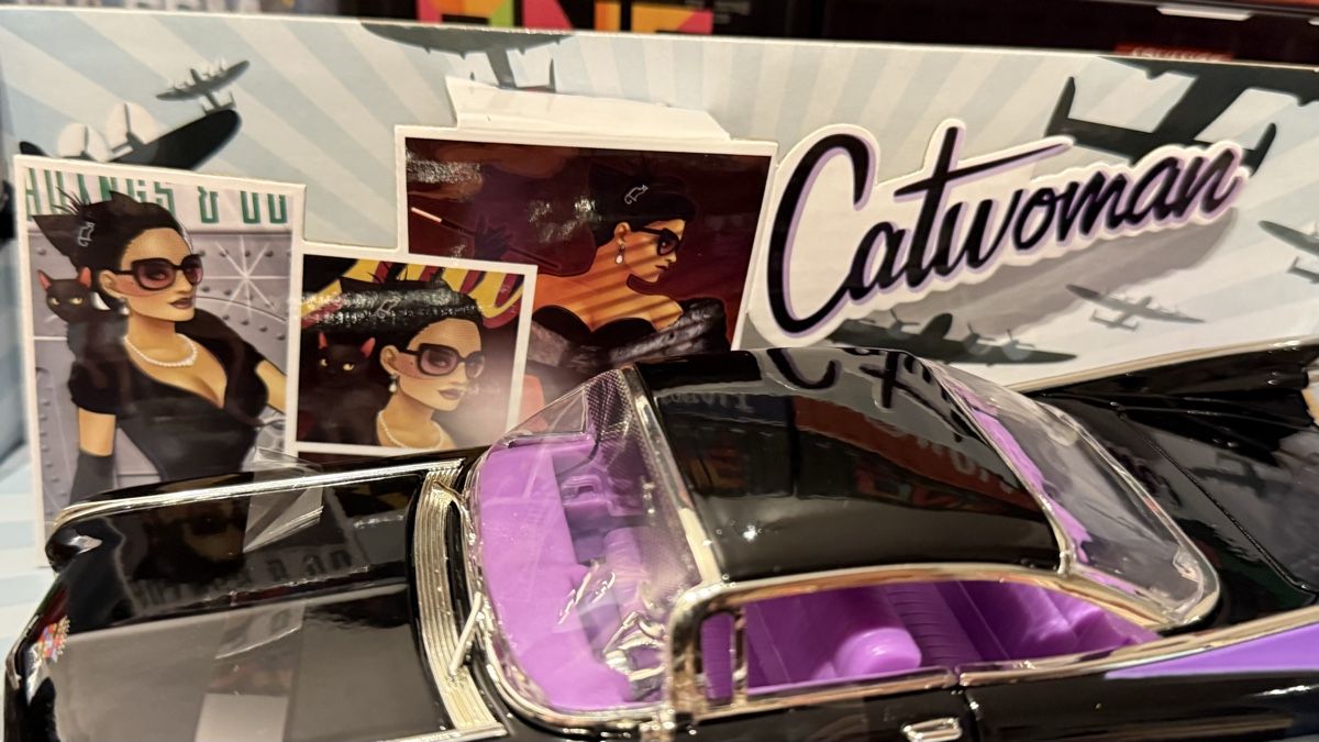 Modellautos: DC Comics Bombshells Catwoman & 1959 Cadillac – Gebraucht aus Basel von Zomeg 5