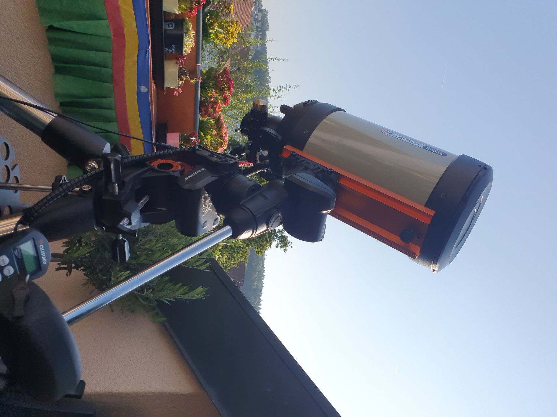 Celestron Telescopi: Celestron Spiegeteleskop – Usato da Waltensburg/Vuorz venduto da Buddhas 1