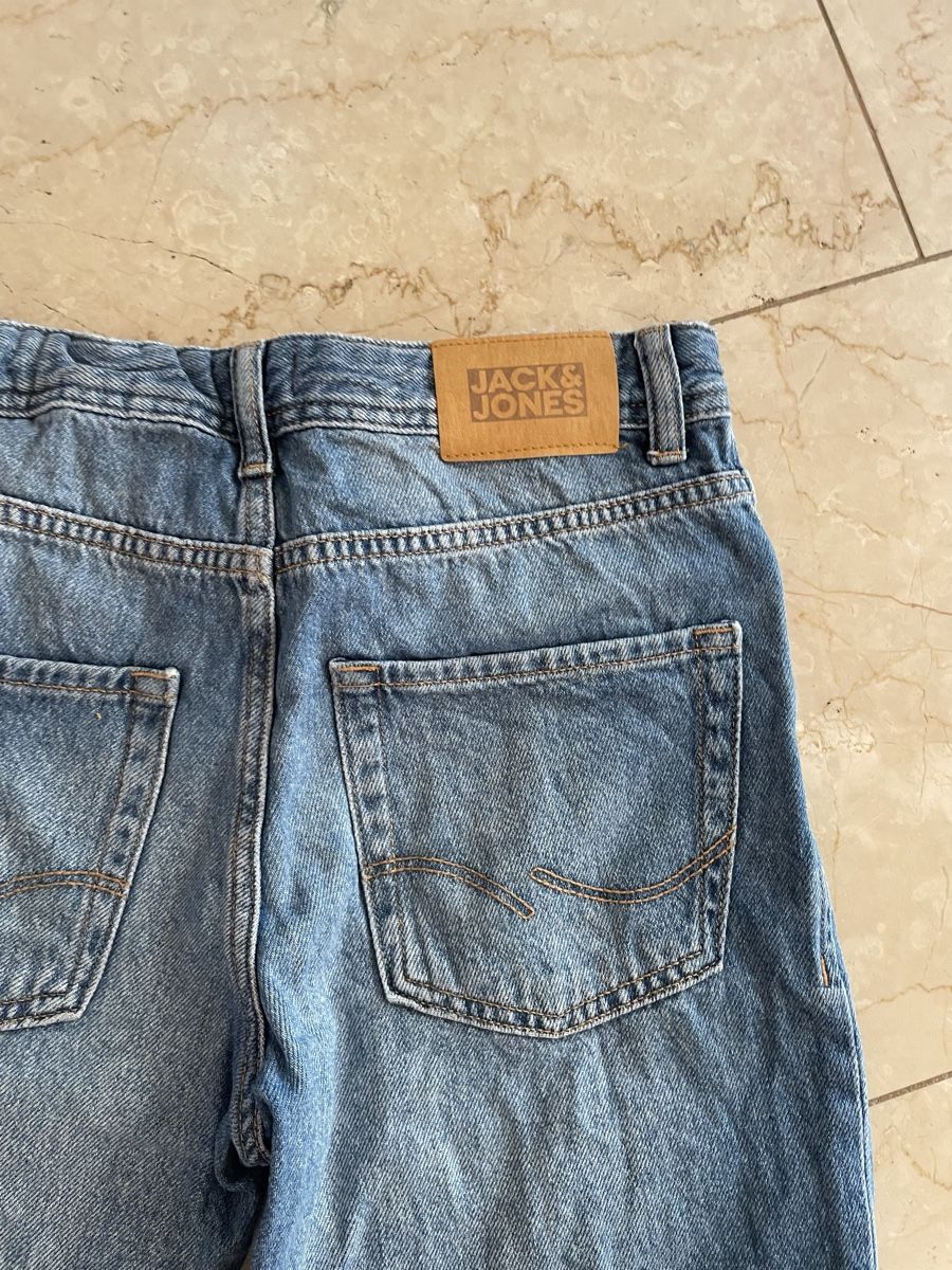 Pantaloni: 2 kurze Jeans Hosen Gr. 152 – Usato da Alosen venduto da Ela1982 2