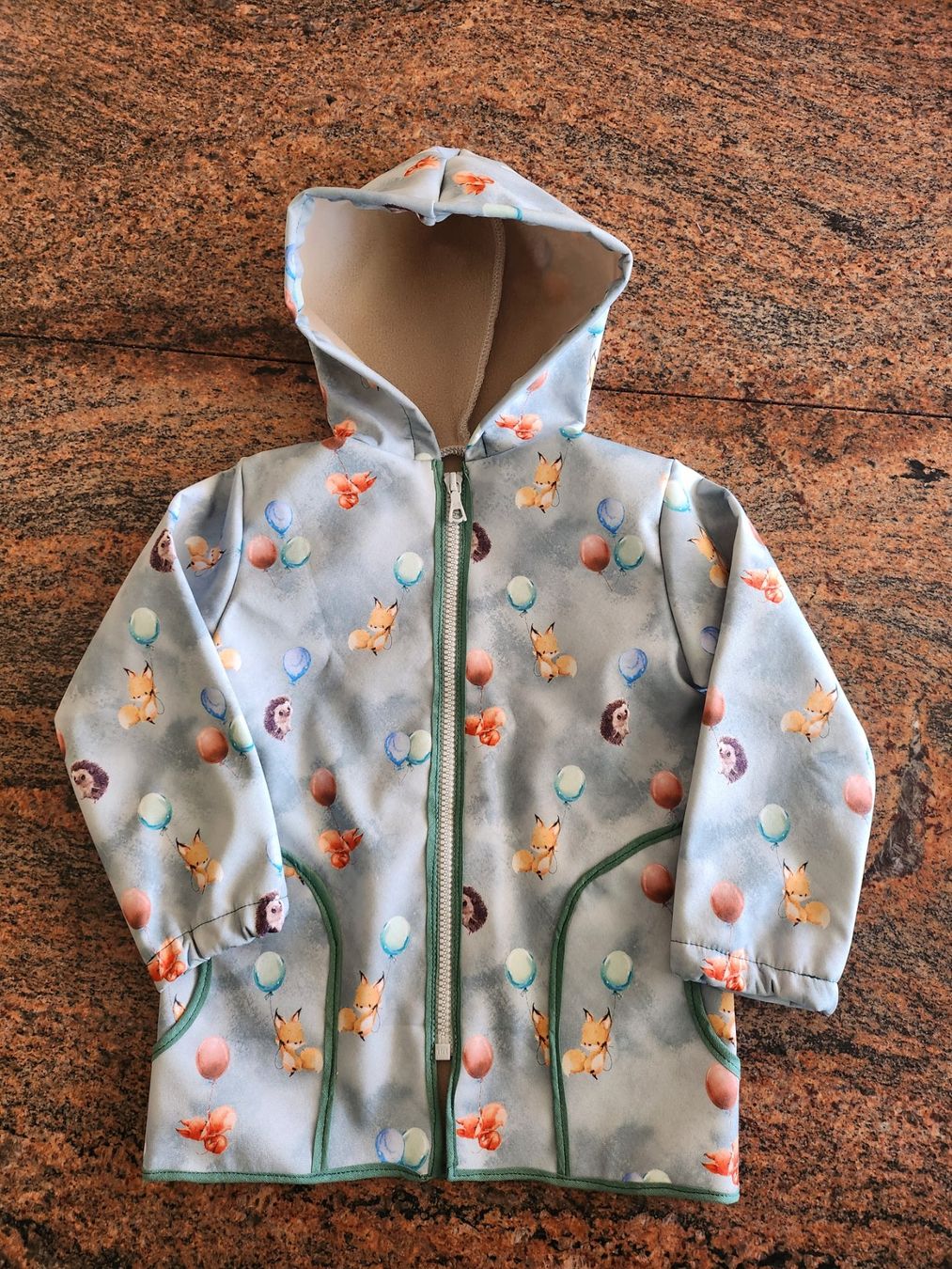 Giacche & Cappotti: Herbst Softshell Jacke, Füchse, Grösse 98, neu – Nuovo (secondo la descrizione) da Othmarsingen venduto da pao_2xld