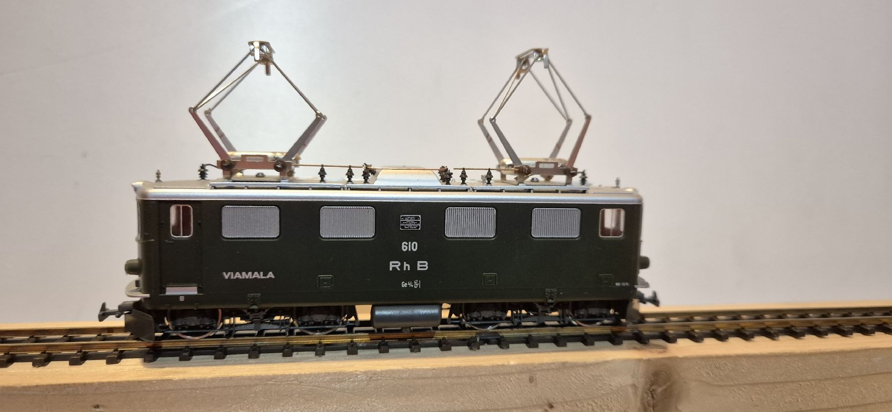 Locomotive électrique "Crocodile" RhB, en parfait état! (D'occasion) à