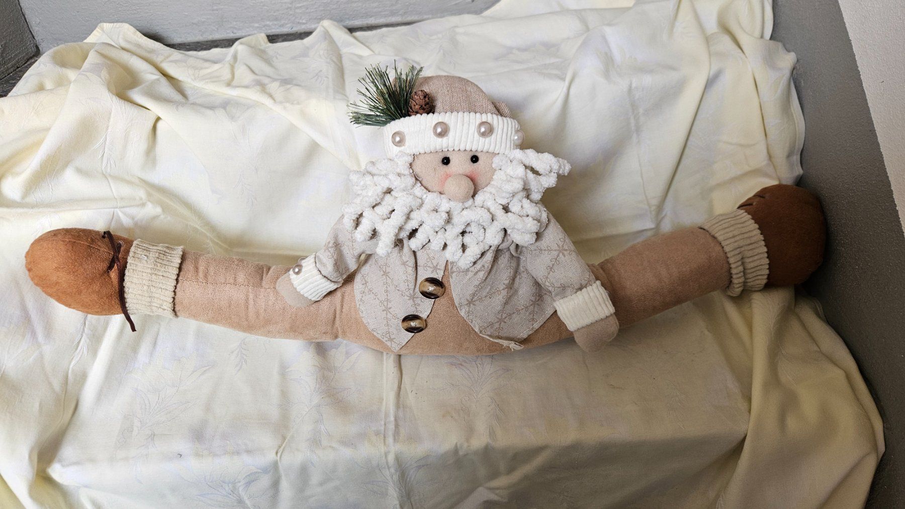 Tutte le decorazioni: Para spifferi peluche natalizio – Usato da Melano venduto da H-Sara