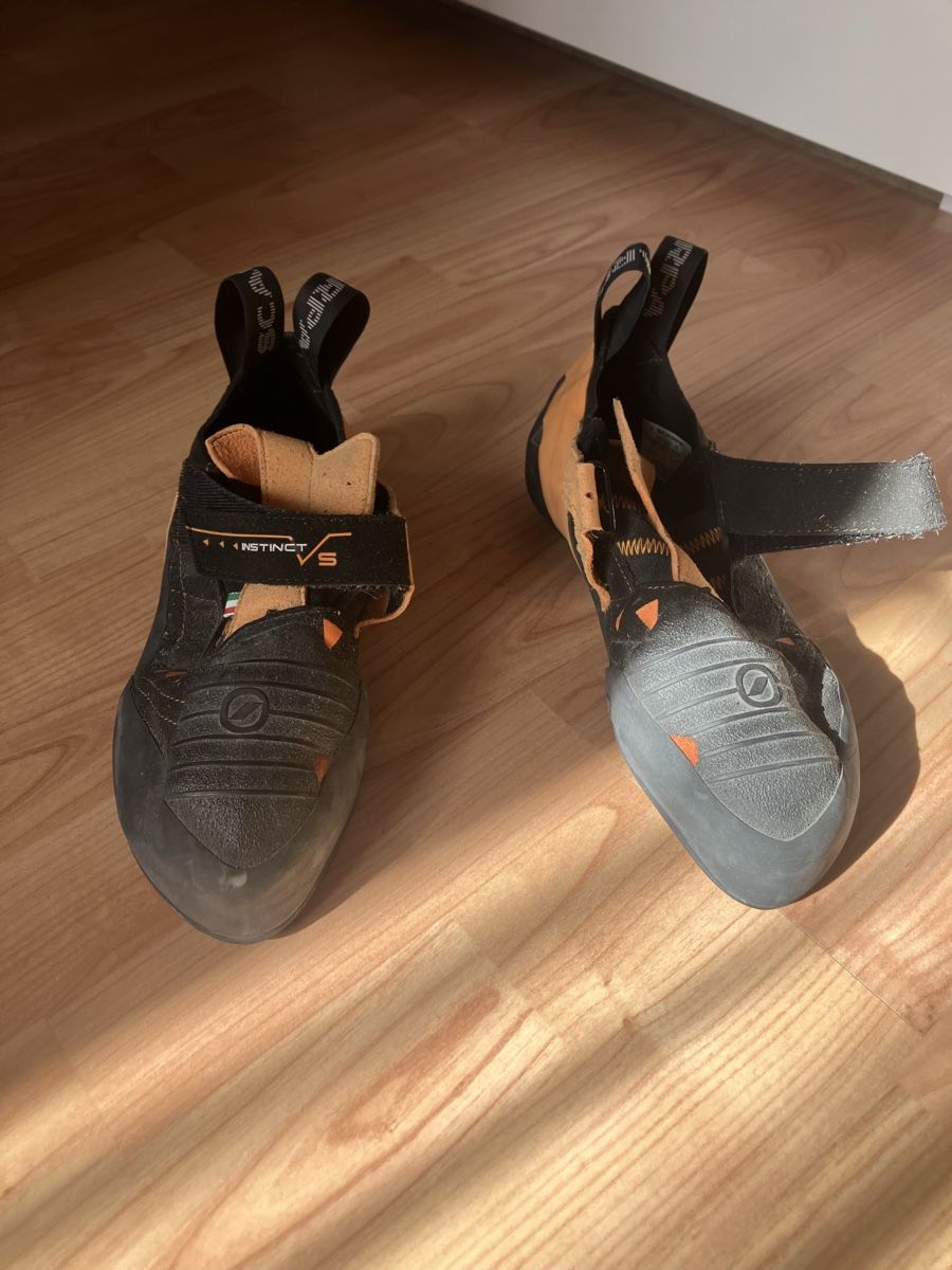 Scarpe da uomo: kletterschuhe – Usato da Rickenbach b. Wil venduto da bombar 1