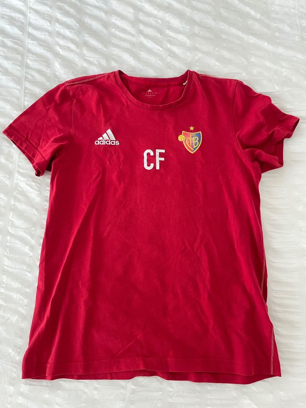 FC Basel T-shirt: FC Basel Trainingsshirt Matchworn – Usato da Wallisellen venduto da gbe_2pdk