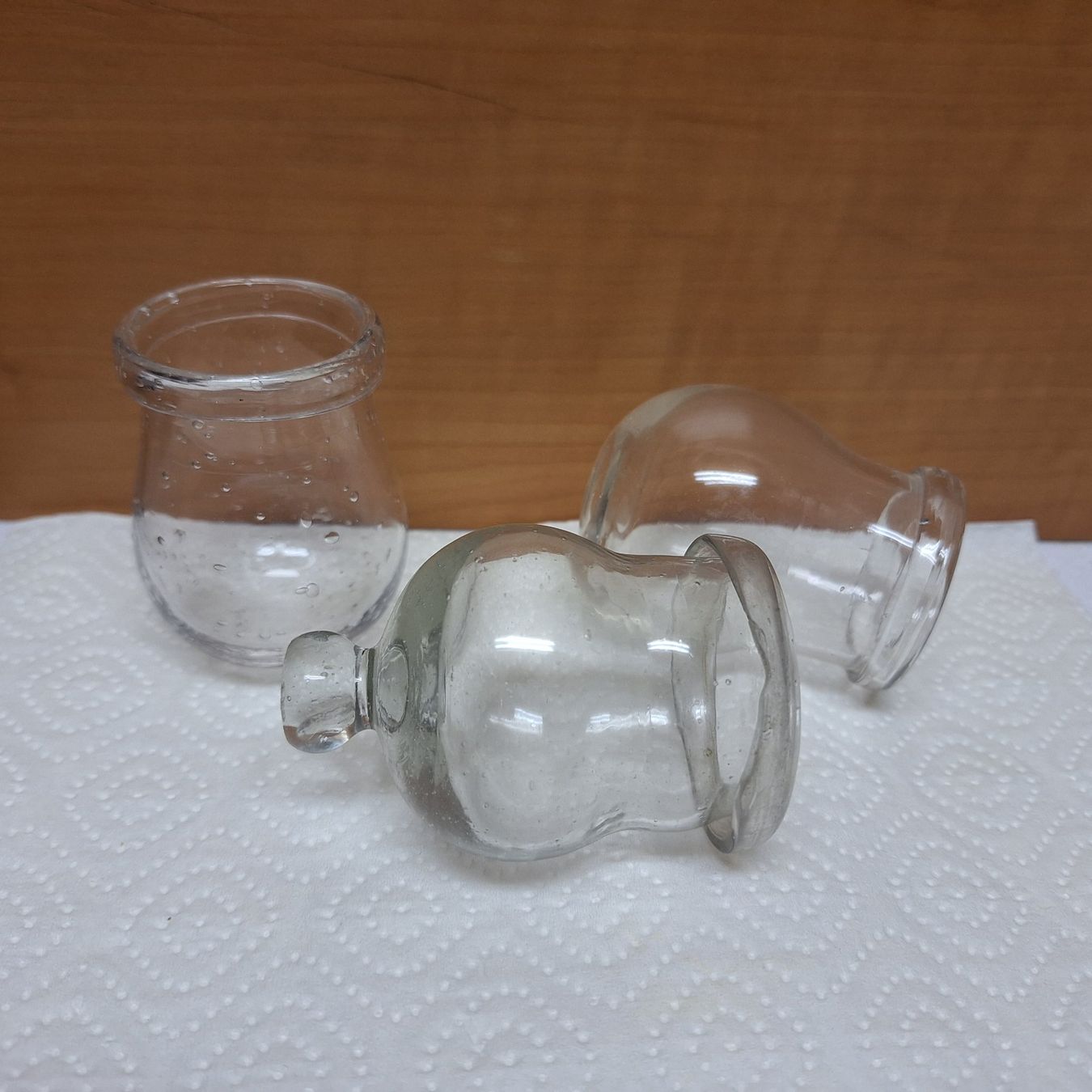 Attrezzature mediche: Versand möglich. Antike Schröpfgläser – Usato da Winterthur venduto da Goldpipau 3