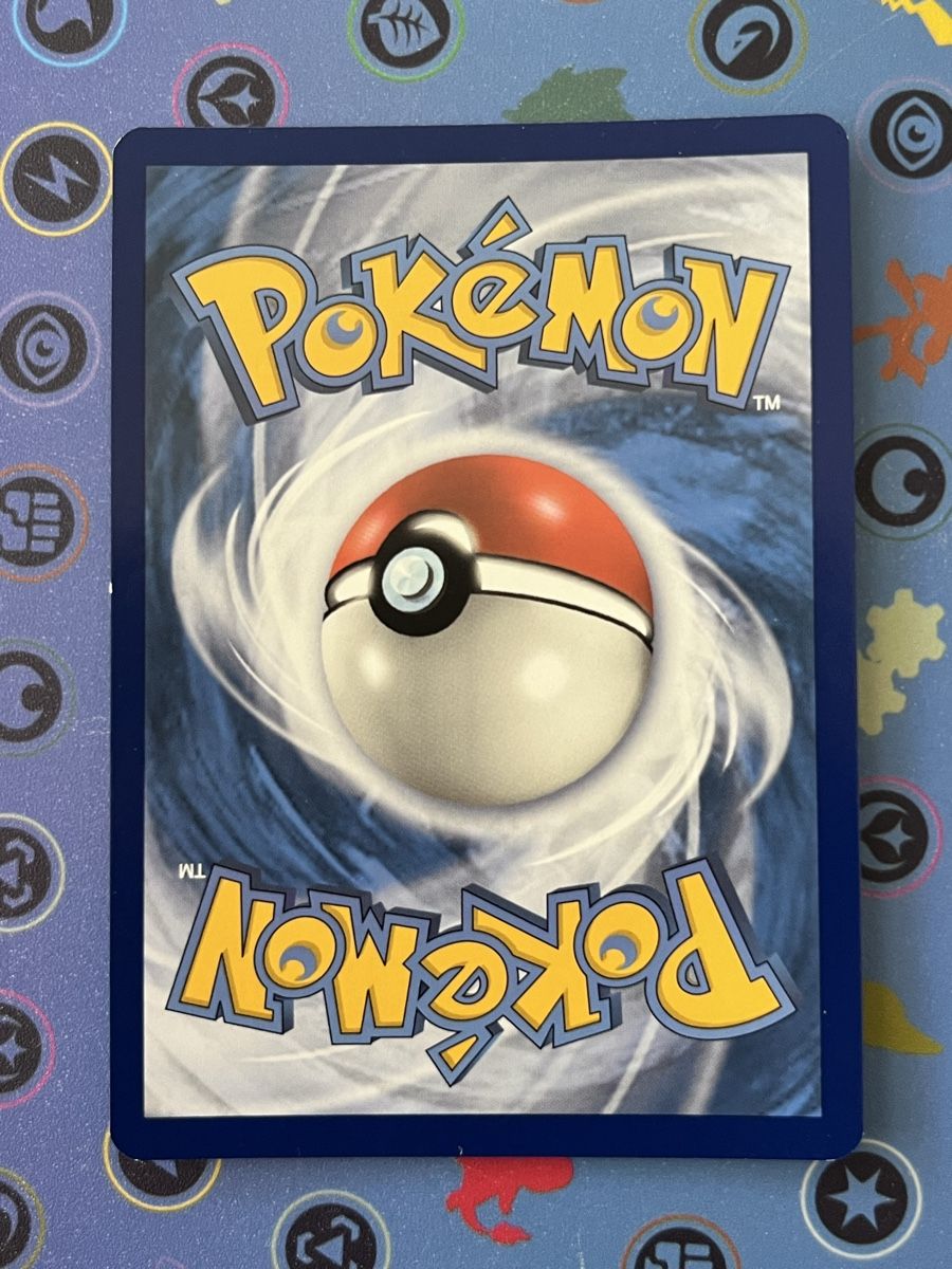 Pokémon Carte collezionabili: Pokémon card Eevee Holo SM184 – Usato da Le Grand-Saconnex venduto da Koko.hime_ 1