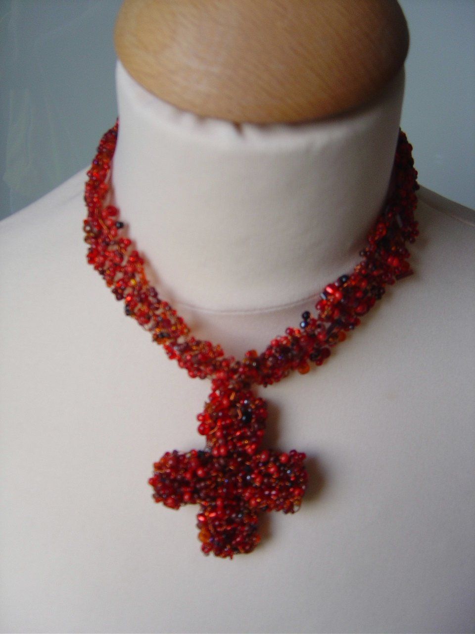 Catenine: Wunderschöner Schmuck - Beadwork "Herz" – Nuovo (secondo la descrizione) da Füllinsdorf venduto da Bantrybay