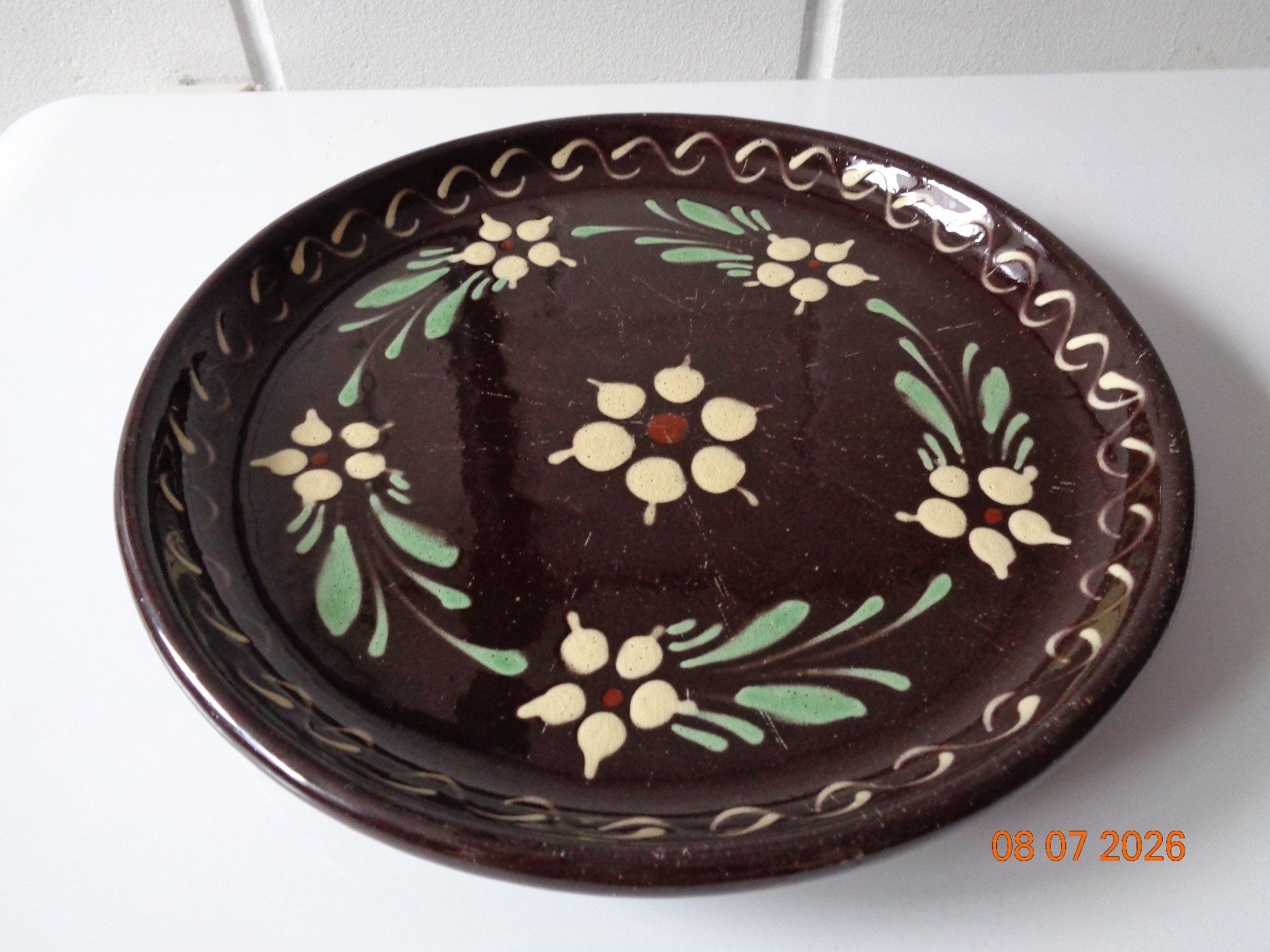 Servierplatten: Kuchenplatte bemalt, Durchm. 25 cm – Gebraucht aus Wiesendangen von Gullfoss