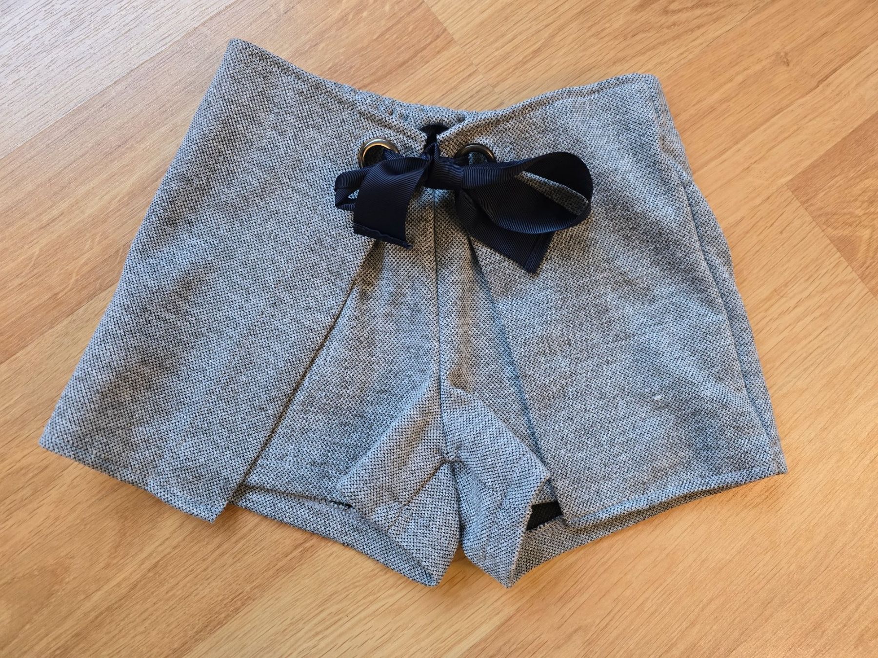Pantaloni: Shorts / Kurze Hose Gr. 122 – Usato da Büttikon AG venduto da Amineah