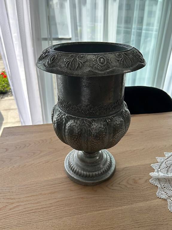Vasen & Gefässe: Bodenvase – Gebraucht aus Worb von Khloe72 1