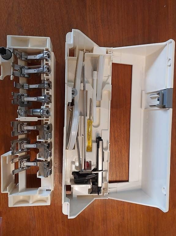 Macchine da cucire: Machine à coudre Bernina – Usato da Pompaples venduto da Chaumilles 3