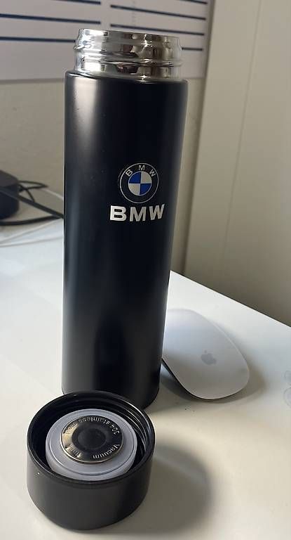 Borracce & Thermos: BMW Smart Digital Thermos with Temperature Car Accessory – Usato da Ettingen venduto da aguiljoqf 1
