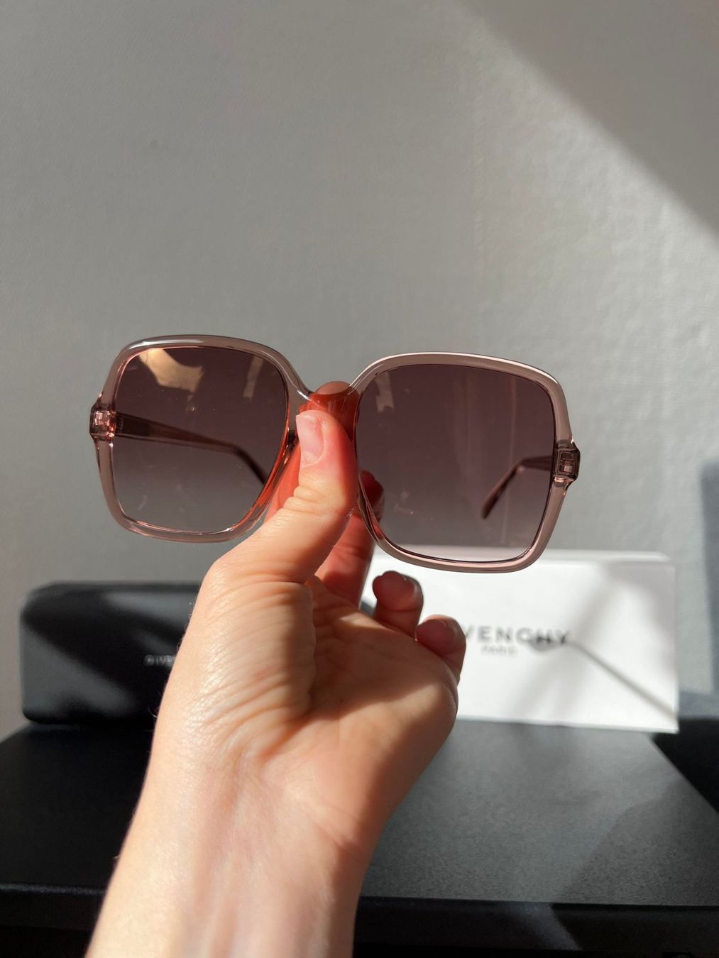 Givenchy Occhiali & Lenti: Givenchy 4g Square Gv 7123/G/S Sonnenbrille – Nuovo e nell'imballaggio originale da Riehen venduto da edu_92w7 7