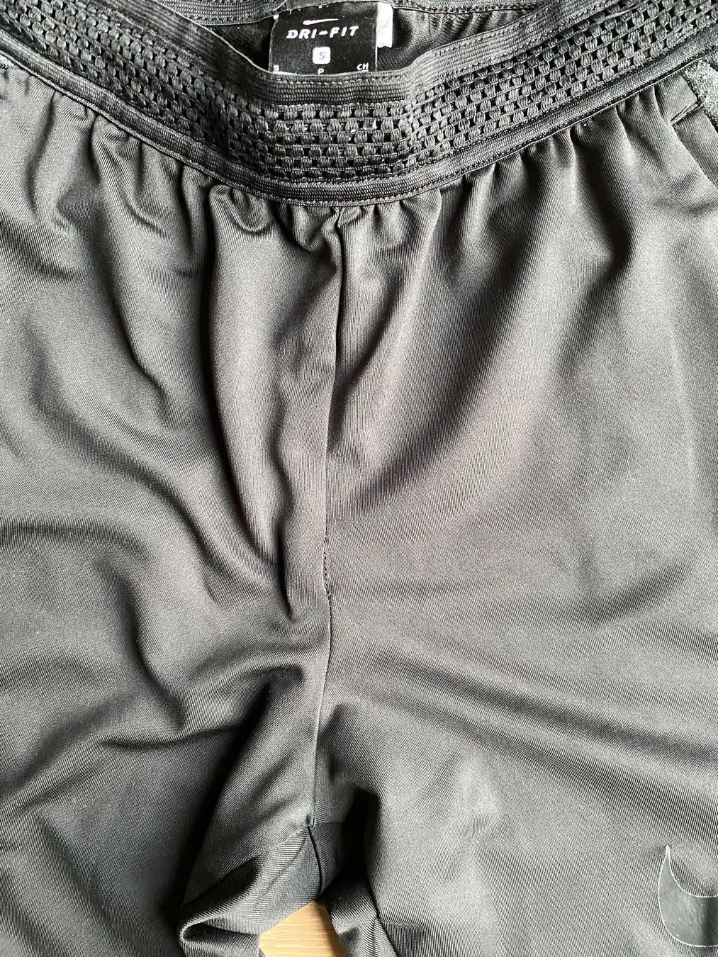 Nike Hosen: Nike DRI-FIT Trainingshose - Grösse S – Gebraucht aus Rossemaison von Carduelis 5