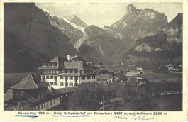 Kandersteg - Hotel Schweizerhof mit Rinderhorn u. Gellihorn