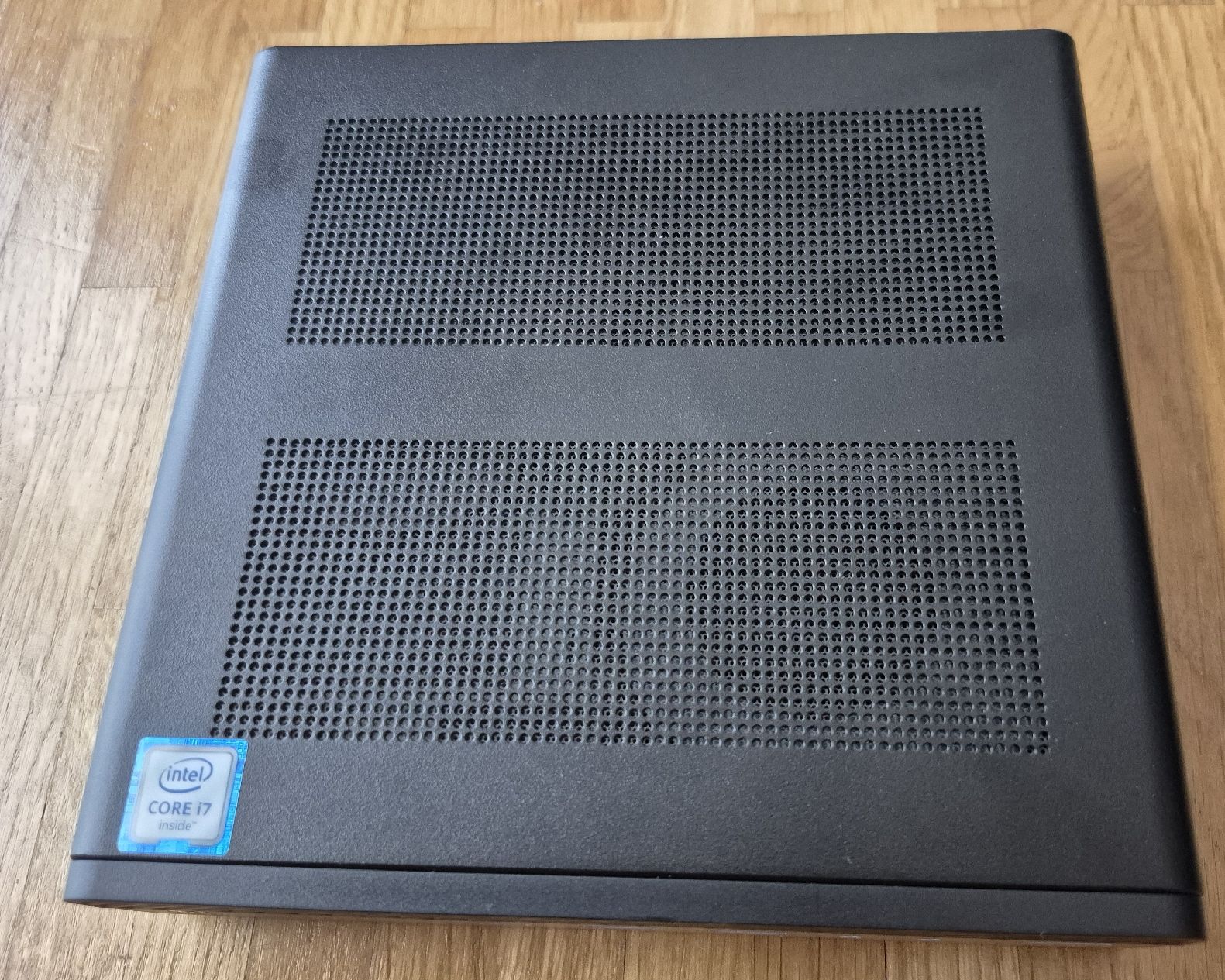 Hewlett Packard PC: HP Elitedesk G3 800 65W – Usato da Schlieren venduto da bigbo007 1