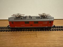 Hobbytrain SBB E-Lok Re4/4 10043