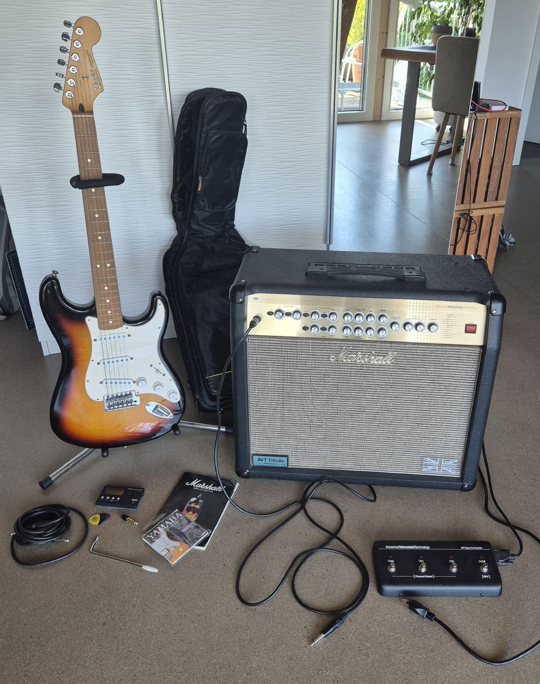 Fender Strumenti musicali: E-Gitarre Einsteigerset komplett Fender /Marshall – Usato da Untersiggenthal venduto da dam_vA