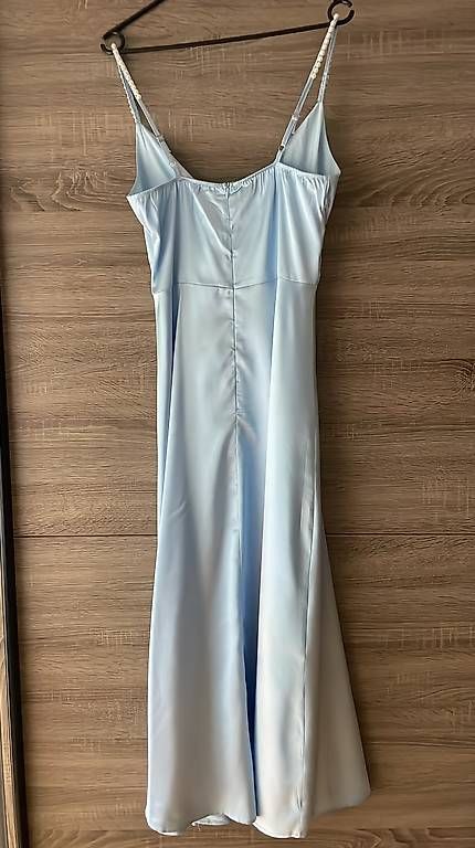Vestiti: Kleid in Hellblau mit Perlen-Trägern  Gr. S – Usato da Matzingen venduto da Machado. 1