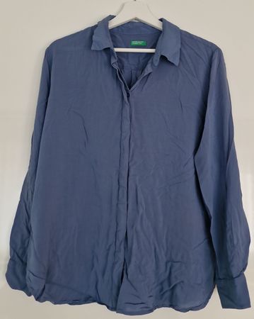 Benetton Ladies’ Blue Long-Sleeve Blouse - Size Large