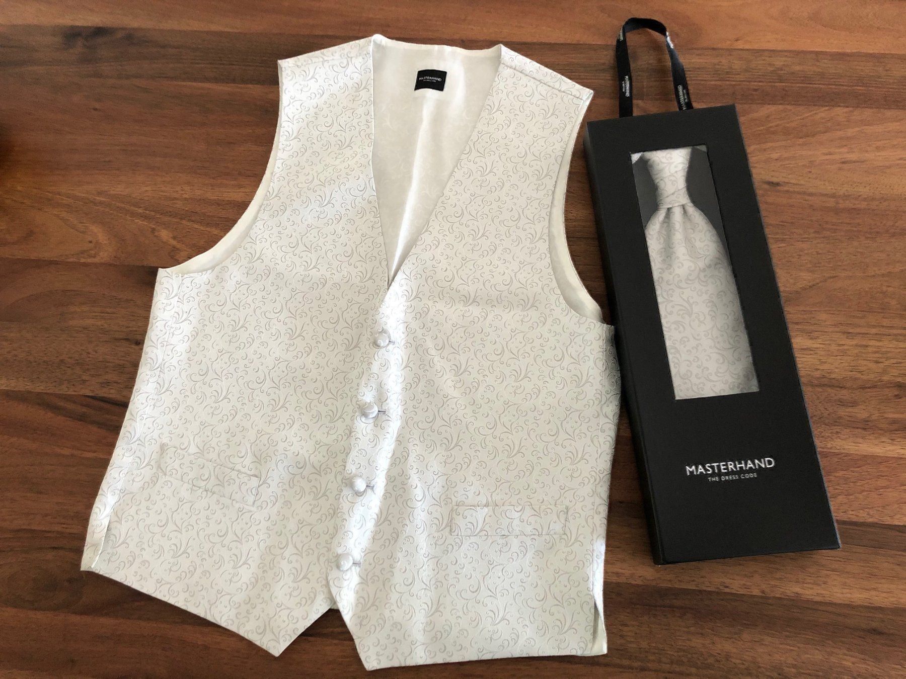 Gilet & Giacche: Seide Hochzeit Gilet & Krawatte – Nuovo (secondo la descrizione) da Luzern venduto da julia917 6