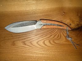 Messer mit Scheide