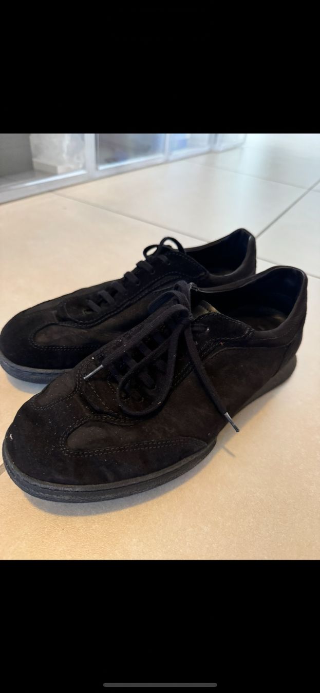 Massimo Dutti Scarpe da uomo: Massimo Dutti Sneaker Herren Gr. 41 Schwarz – Usato da Meierskappel venduto da kev_nn8q