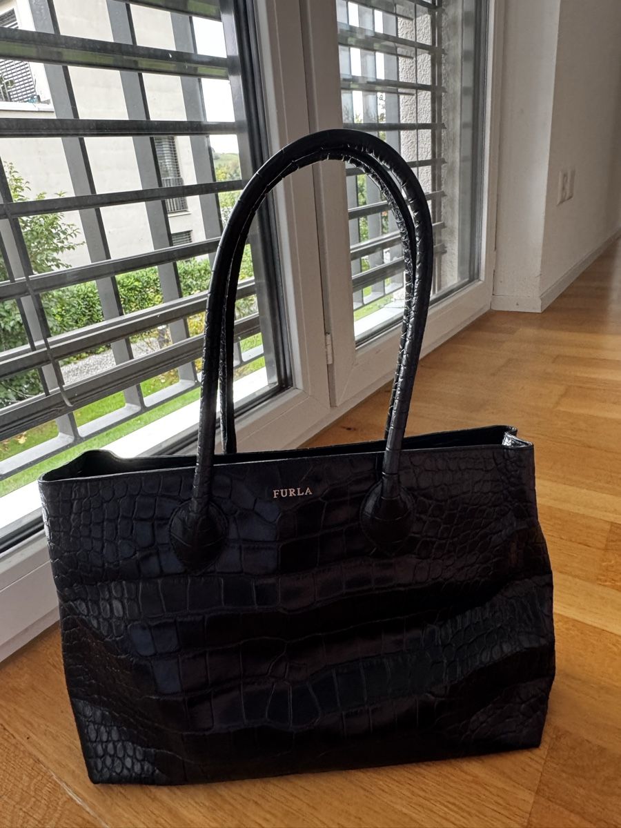 Furla Borse da donna: Elegante Furla Tasche – Nuovo (secondo la descrizione) da Birmenstorf AG venduto da aon_2hr9 1