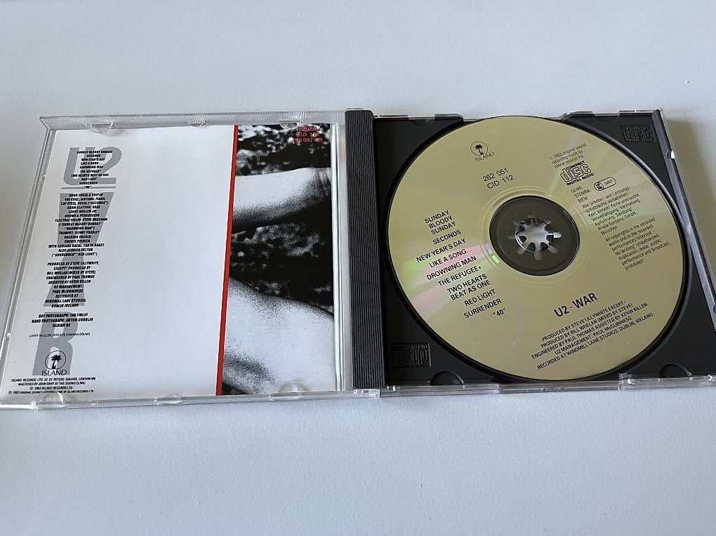 CDs: U2: War [CD] – Gebraucht aus Zürich von audn 2