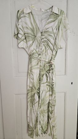 Kleid H&M Sommerkleid Palmenmuster Grösse M guter Zustand