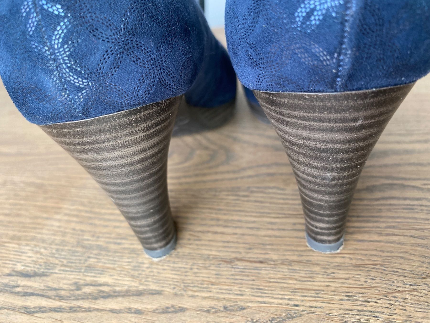 Scarpe da donna: Gr 37 dunkelblauer Pumps TOP – Usato da Rickenbach b. Wil venduto da sunneschii_ 4