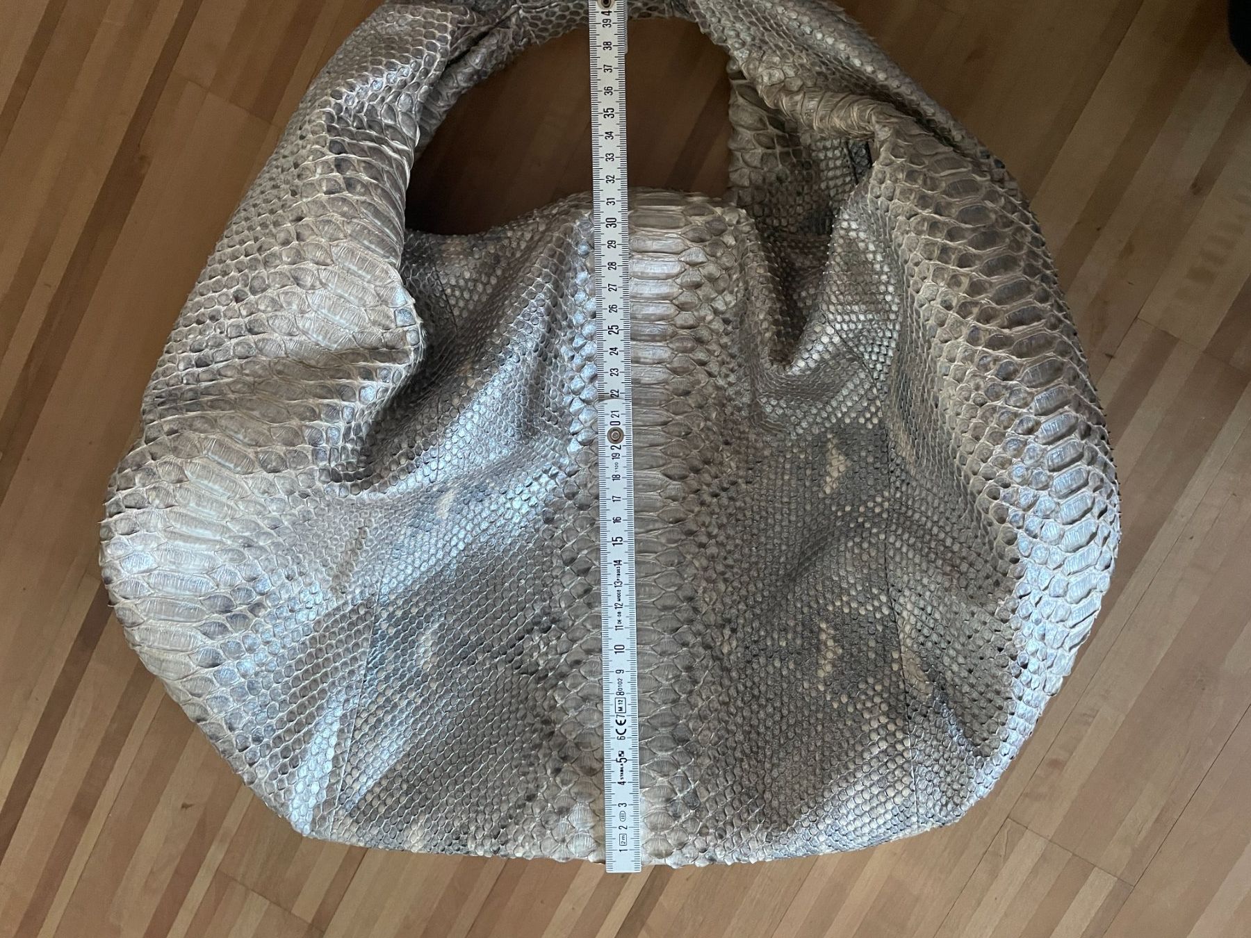 Taschen für Damen: Python Hobo Bag Schlangenleder – Gebraucht aus Zürich von nao_6f5t 7