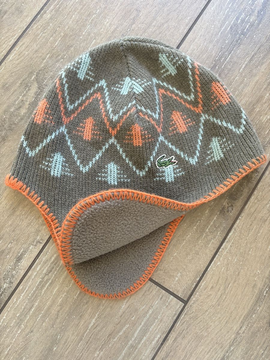 Lacoste Copricapi, berretti & cappellini: Lacoste Winter Hat. Wool Blend. Fair Isle Pattern. Warm. – Usato da St-George venduto da elena27