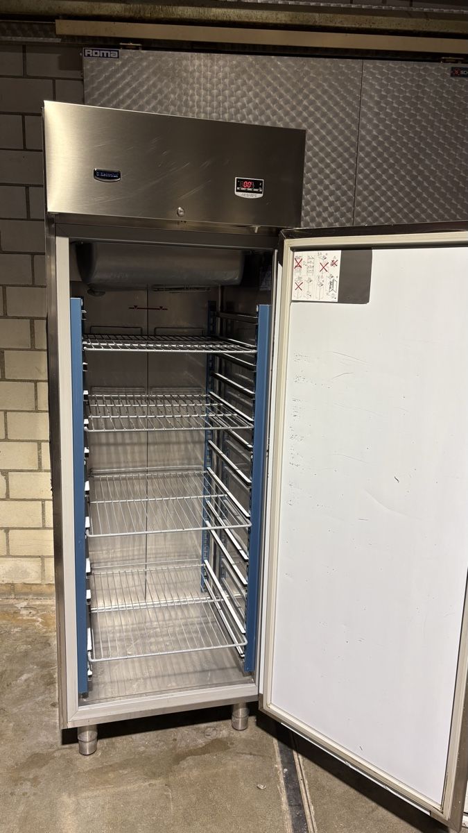 Congelatori: Gastro Tiefkühlschrank Electrolux  – Usato da Wohlen AG venduto da Moh80 3