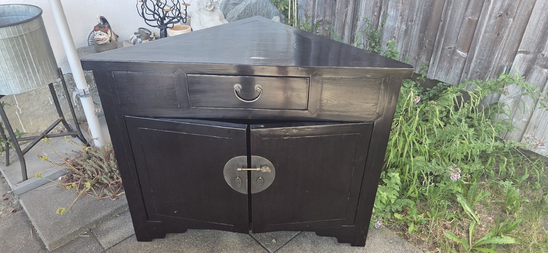 Armadi: Chinesischer Eckschrank – Usato da Rehetobel venduto da hobirot01