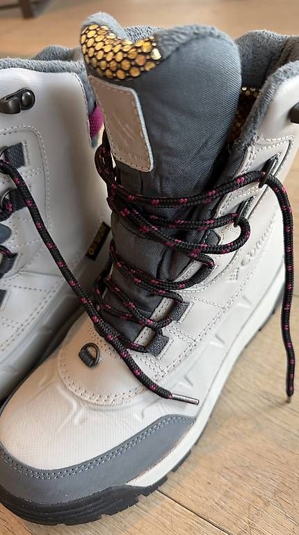 Scarpe da donna: Columbia Winterschuhe gr. 39.5 – Usato da Steinhausen venduto da inmumi 1