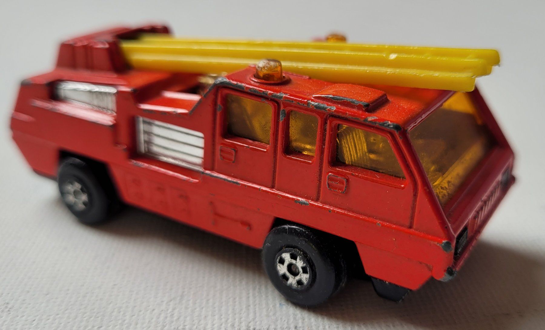 Matchbox Modellini d'auto: MATCHBOX SUPERFAST – BLAZE BUSTER - 1975 – Difettoso da Neftenbach venduto da Mador6 4