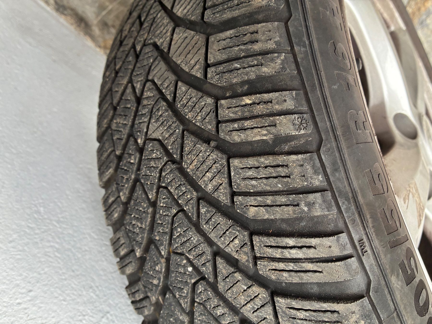 Skoda Cerchioni: Satz Winterreifen inkl. Alufelgen – Usato da Thun venduto da Cambio64 1